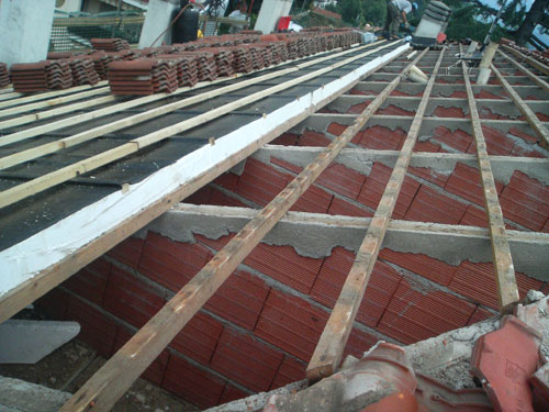 Muricci verticali sostegno ristrutturazione Induno - Va-